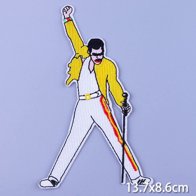 Distintivo di Freddie Mercury  - Velcro Sew On recensione e prezzo