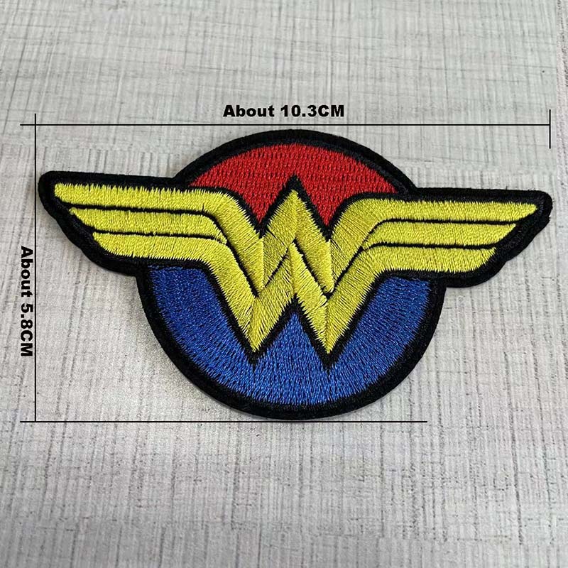 W Lettera dell'alfabeto Emblem - Velcro Sew On recensione e prezzo